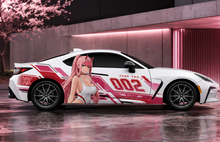 Cargar imagen en el visor de la galería, Anime ITASHA ZERO TWO revestimiento para coche puerta lateral compatible con cualquier coche gráficos de vinilo pegatinas para coche pegatina para coche